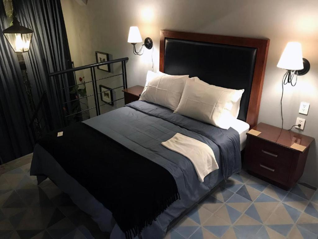 La Perla Hotel Boutique B&B Guadalajara Kültér fotó